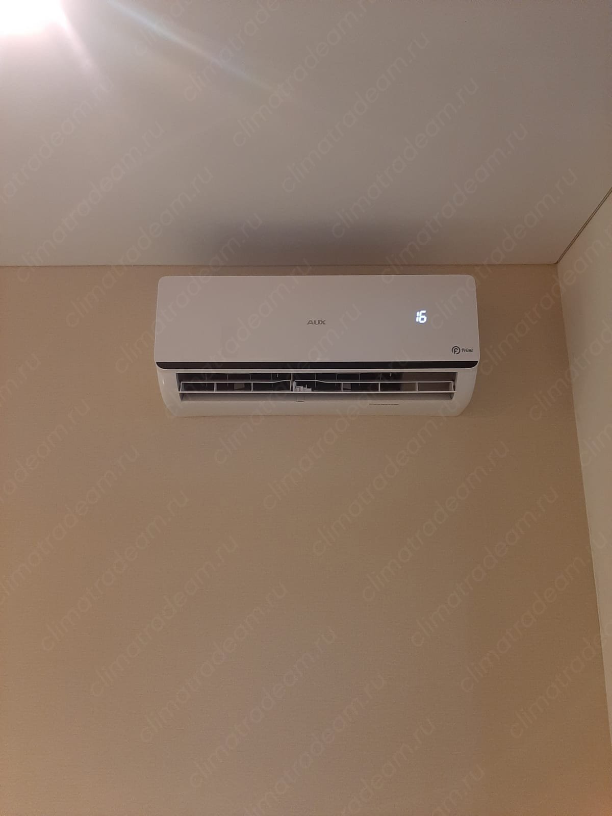 ЖК "Дом у Каретного" в г. Санкт-Петербурге был установлен кондиционер от фабрики AUX серии Prime.