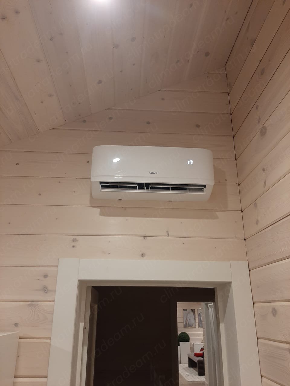 Поселок Соснова частный дом. Установили мульти сплит систему Lessar c 5 внутренними блоками.