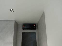 г. Санкт-Петербург в ЖК "Притяжение" ул. Александра Матросова установили две сплит-системы Royal Clima серия Supremo Nero.