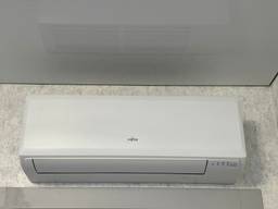 В г. Санкт-Петербург на Набережная Матисова канала д.3 установили две сплит системы Fujitsu серия clarios.