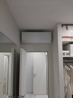 В г. Санкт-Петербург на улице Заставская  установили мулти сплит систему Haier Flexis с 2 внутренними блоками.