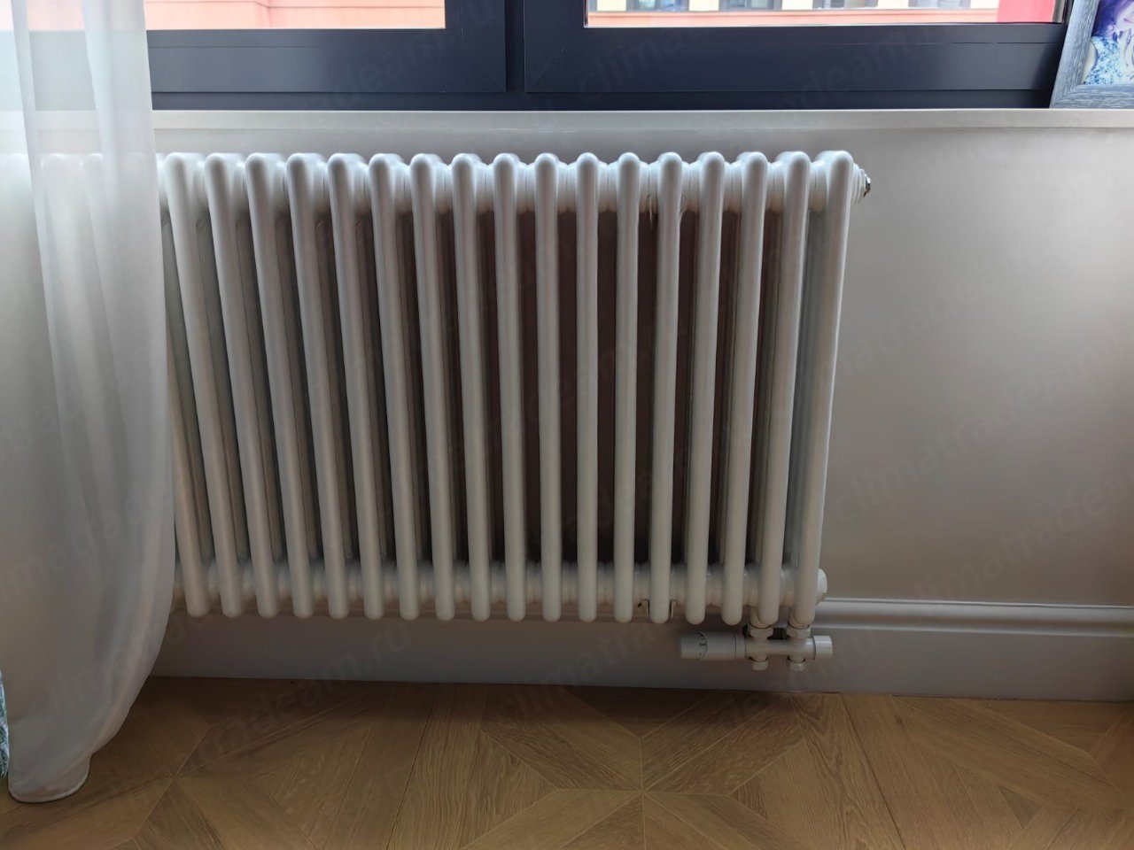 г. Санкт-Петербург в ЖК "Притяжение" установили мульти сплит-системы из 2-х внутренних блоков серии Flexis и радиатор Delta.