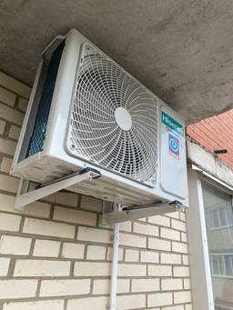 г. Санкт-Петербург на Проспект Космонавтов установили кондиционер Hisense серии Champagne Super.