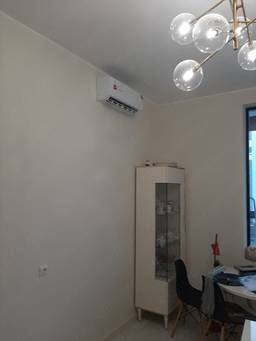 г. Санкт-Петербург в ЖК "Светлана парк" Ул. Манчестерская установили кондиционер Royal Clima Grida RCI-GR28HN.