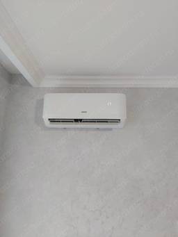 г. Санкт-Петербурге на улице Стачек установили мульти-сплит систему Lessar серии eMagic Inverter c 2 внутренними блоками.