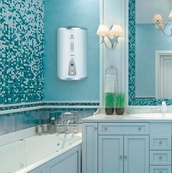Электрический накопительный водонагреватель Electrolux EWH 80 Interio 3